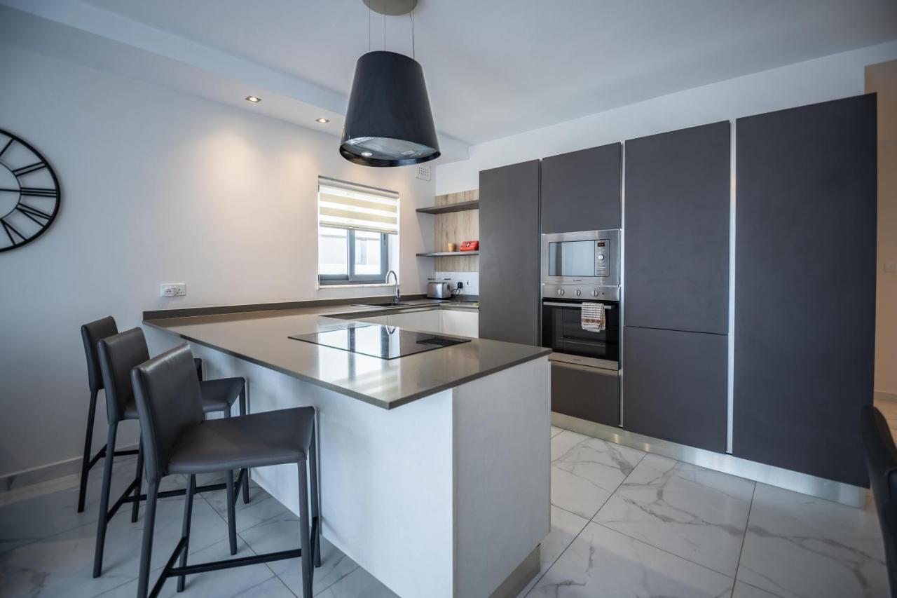 Seaside Luxury Apartment St. Paul's Bay Dış mekan fotoğraf